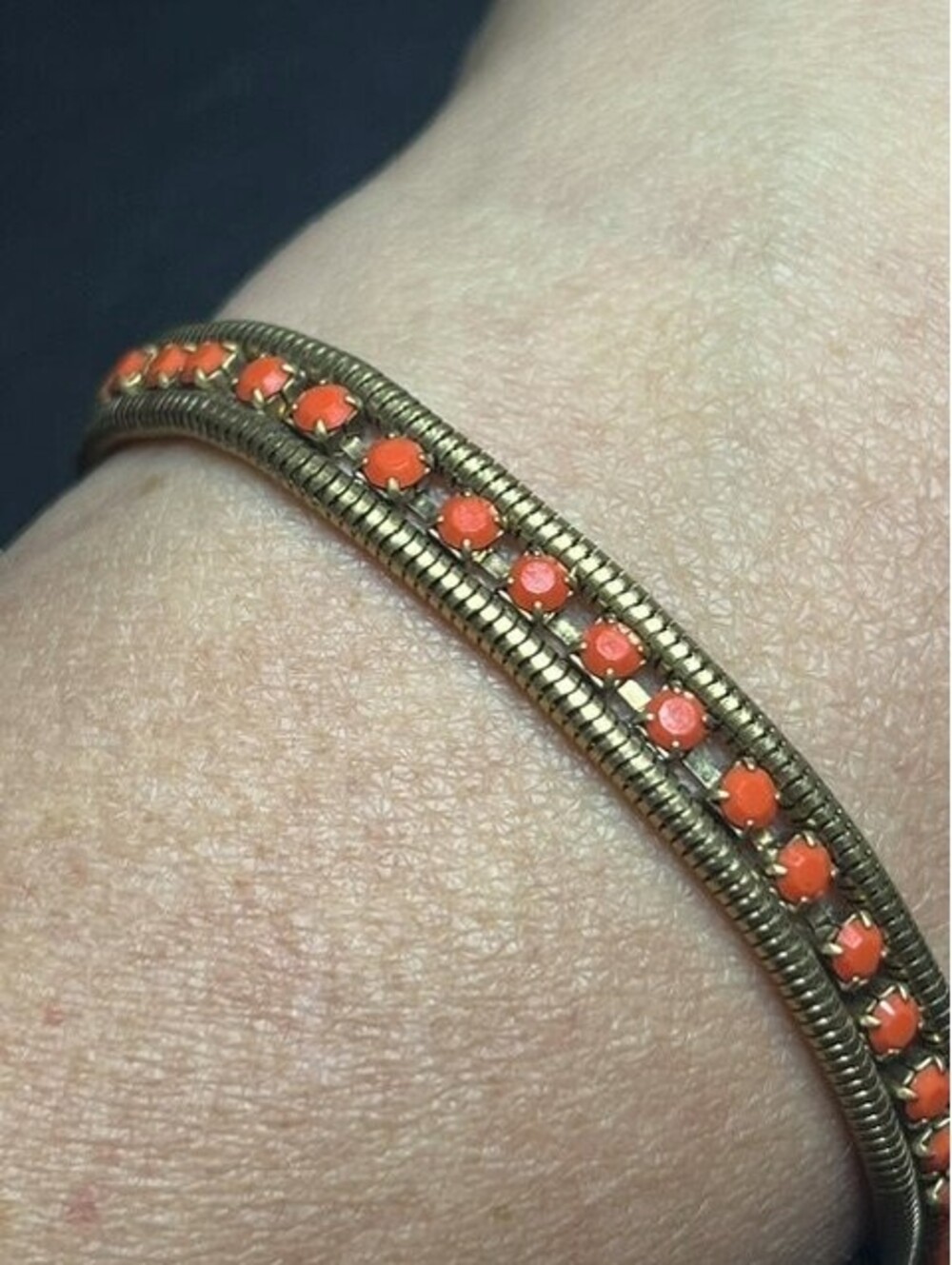 B7320 Loren Hope Snake Chain Bracelet Coral Orange Stones Gold Tone 7.25"